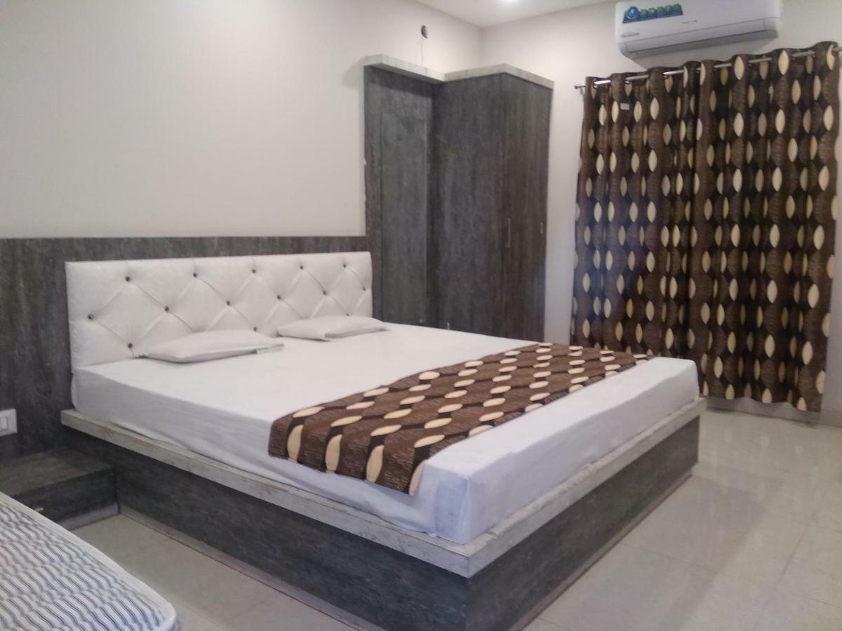 Super Hotel O Shri Shiva Palace Rāipur 외부 사진