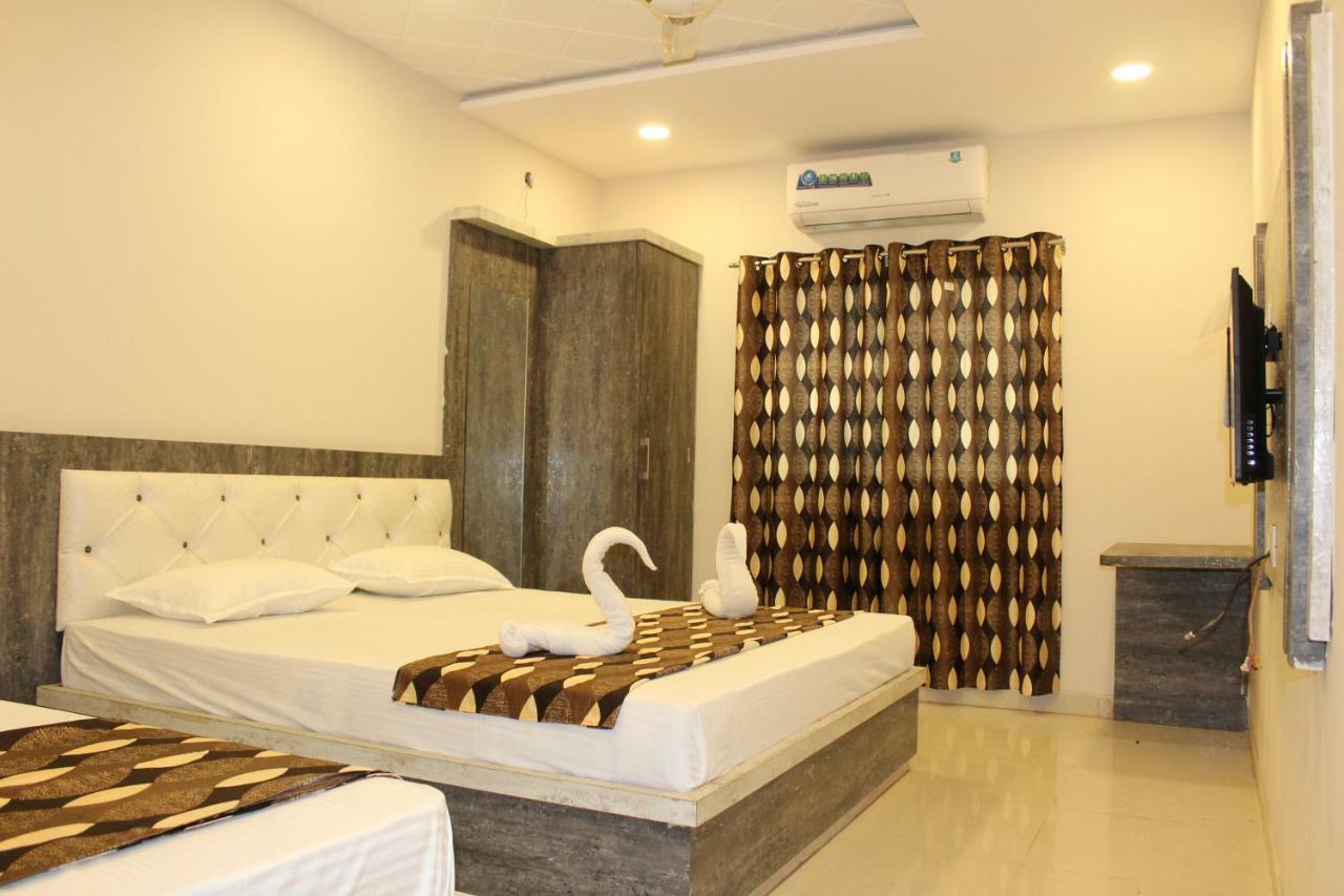 Super Hotel O Shri Shiva Palace Rāipur 외부 사진