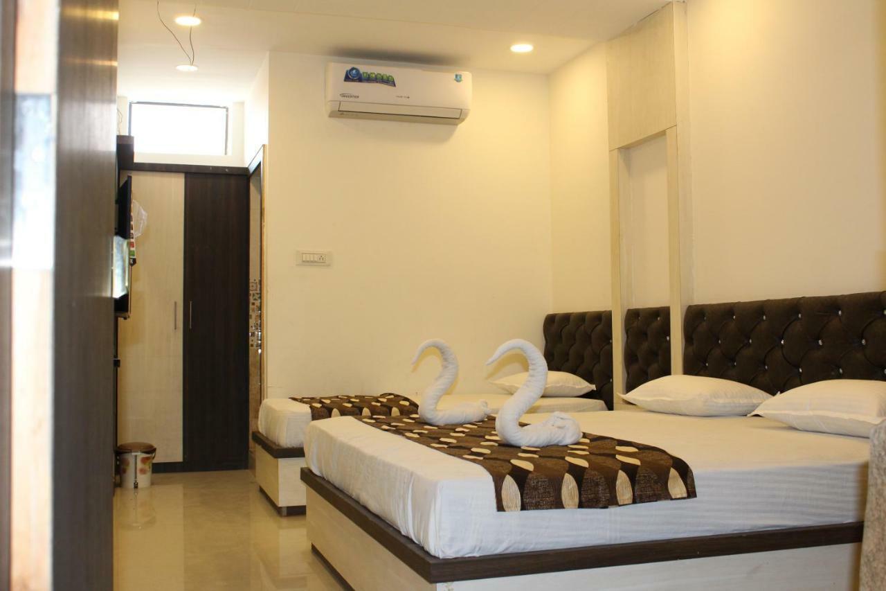 Super Hotel O Shri Shiva Palace Rāipur 외부 사진