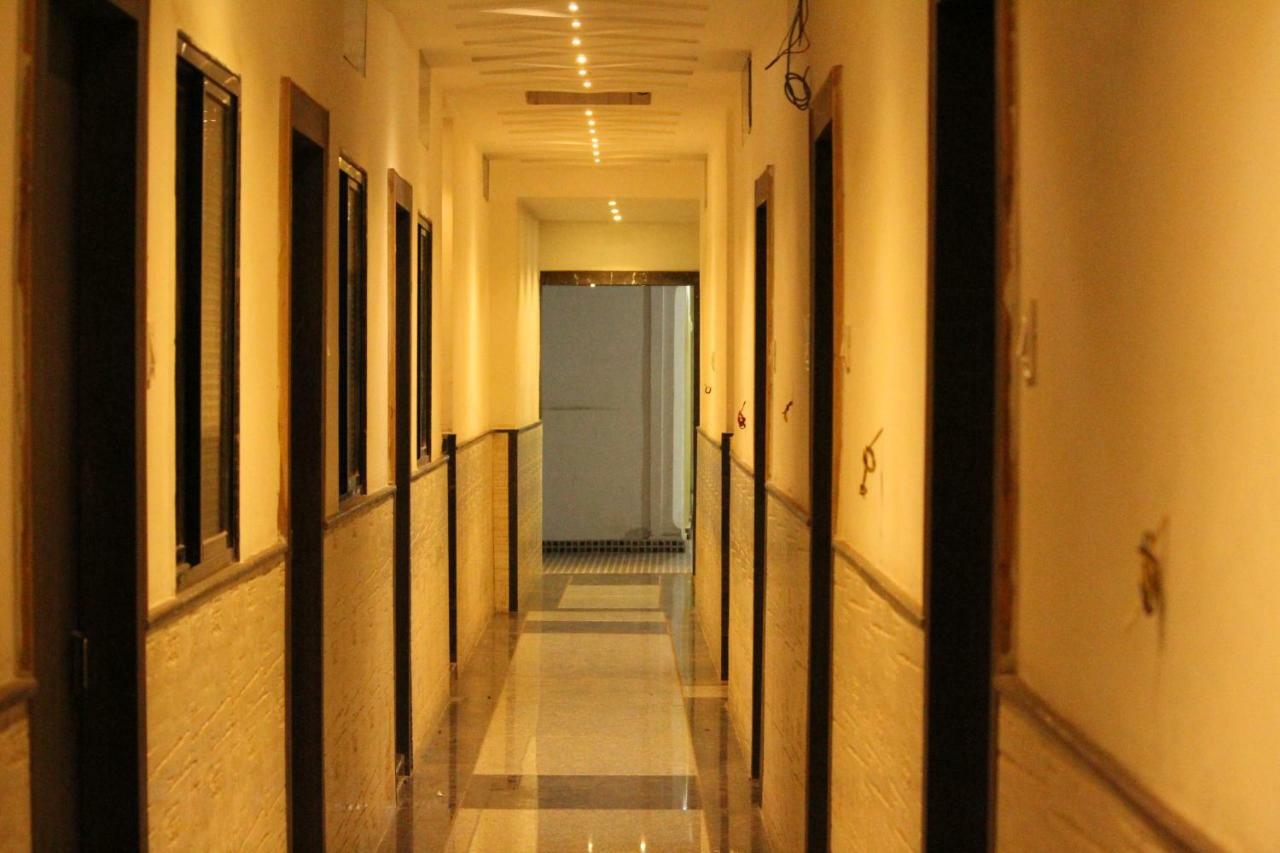 Super Hotel O Shri Shiva Palace Rāipur 외부 사진